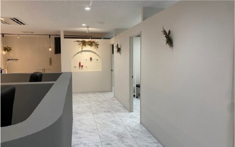 total beauty care salon JOY